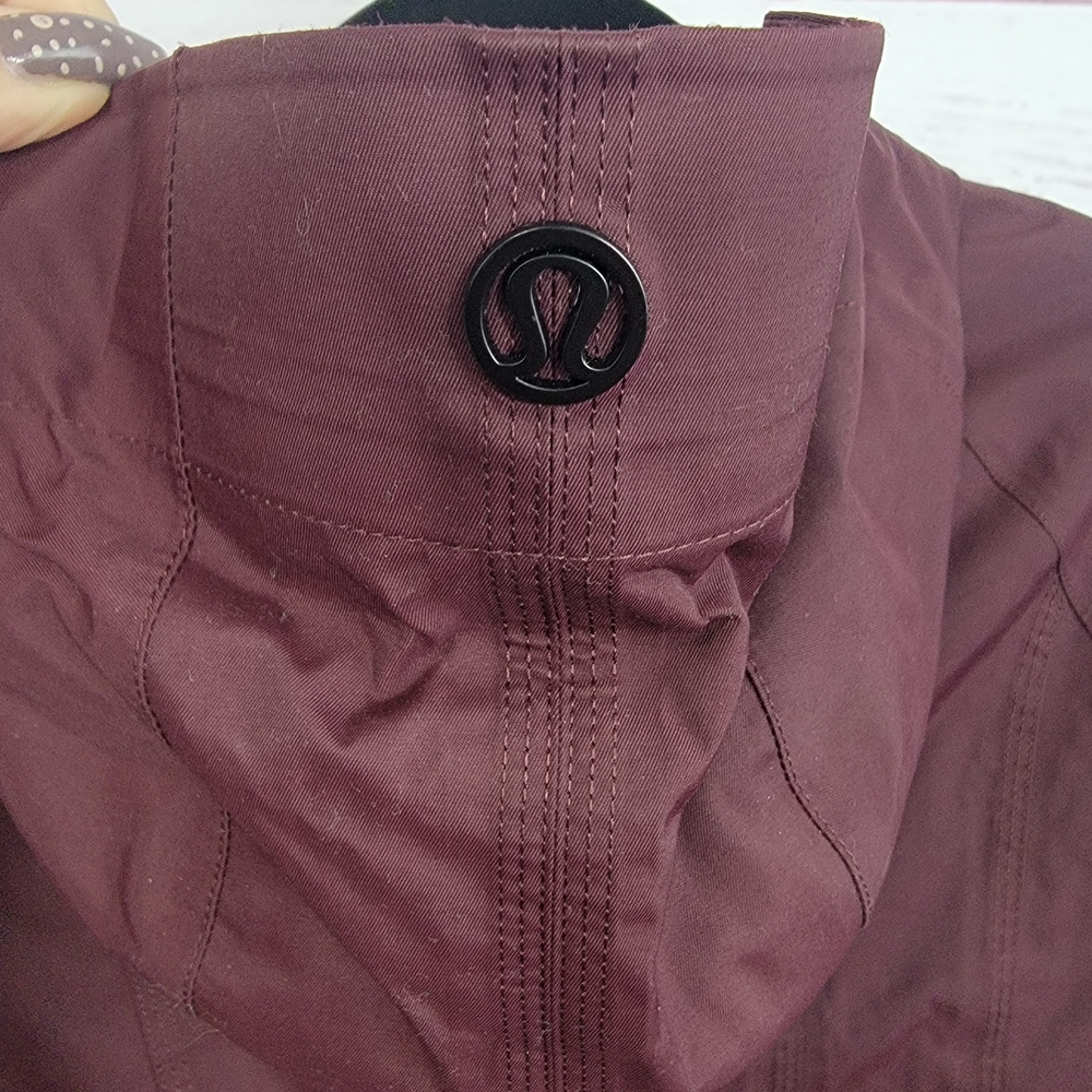 Lululemon Athletica Right As Rain Plum Raincoat 4 - Picture 4 of 5
